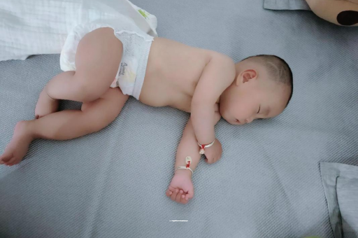 渑池9个月宝宝可以吃盐吗
